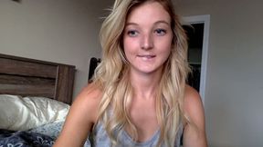 Hot Blonde Doesn\'t Do Much