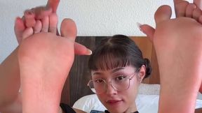 Community Member @Mulann @Feet Porn and #Petite #Asian #Glasses Porn #Brunette sexy hot hardcore | Tik.Porn