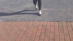 Sexy Mexi public Shoeplay