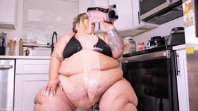 Ivy Davenport: 7-Day 15K Gainer Shake Challenge - DAY TWO