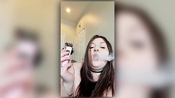 GIdget Vapes and Cums for You