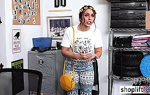 Big ass MILF got busted by a policeman with big dick