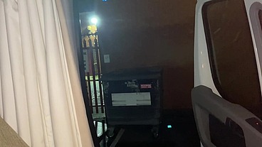 Cracky (behind the scenes 1)