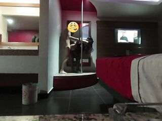 Follamos super rico en el tubo - Realmexicancouple