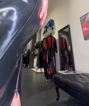 Latex shopping in Berlin