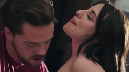 Aubree Valentine Soaking Wet & Fully Satisfied