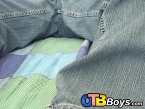 Latino homo plays with his hard dick and tight ass