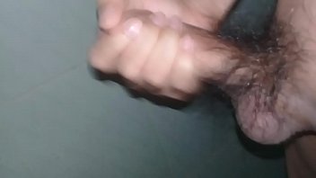 Nứng cu th&egrave_m lồn