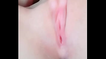 Te animarias a chupar mi concha rosadita?