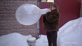 Emma B2P big crystal in severe frost **4K**