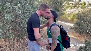 3803 the sexy JOHN BRACHALLI fucked raw by APOLO ADRII