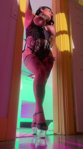 Behind the Scenes of Alt Erotica Photo Shoot