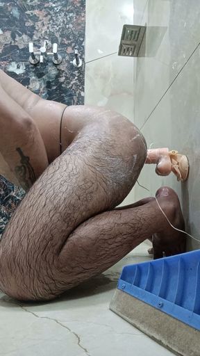 Indian desi man enjoy sex with neighbour and army officer daddy