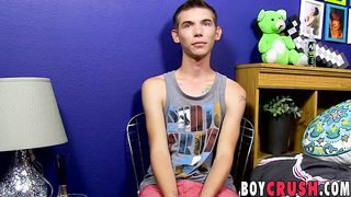 Youngster Bentley Ryan drains his thick penis for an dialogue