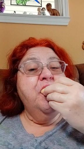 Eating a Bolo Sandwich Roll for the Fat Girl Eating Fans!