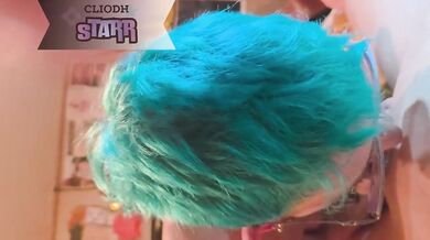 Blue Haired Hippie Chick Deeper Throats Big Dick While Sweet Talking