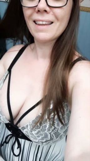 epic house party bathroom blowjob filmed for cuckold hubby