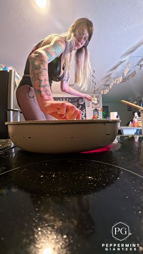 Giantess Serves up Chicken Piccata in 8-inch Heels & Black Lingerie
