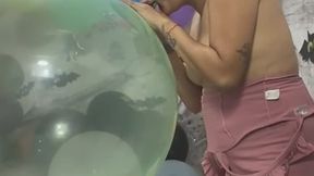 Blow to pop balloon 24 inch crystal green