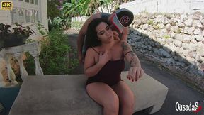 estava fumando e deixei ele excitado e gozou 3 vezes - victoria dias