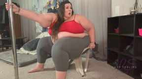 Chair Breaking Under Huge SSBBW