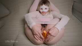 my butt can`t hold anything