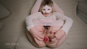 my butt can`t hold anything