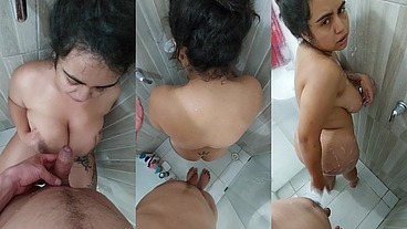 Mi Hermanastro Me Orina En La Ducha Después De Follarme