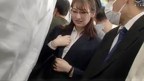 Kinky JAP Babe Bares Pussy On Busy Street For Thrills