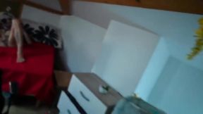 je me caresse dans le lit de @melanyfurie