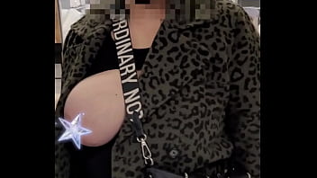 Shopping un sein dehors aujourd&#039_hui