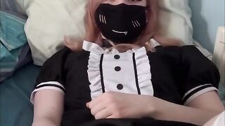 Trans Maid Faux-Cock have fun and Spunk