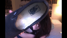 jerk off to my shoe smell