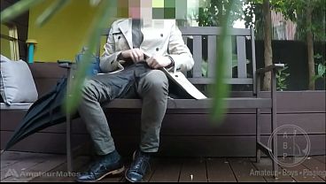 A bench encounter turns into a public piss humiliation