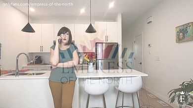 Lalia in "Thanksgiving Special" - an Ode to Craving Control