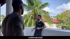 Latino hotel worker twink hammered by stud latin octavio