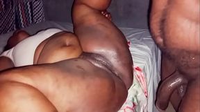 Heavy weight lady took all the sperm in her pussy