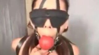 Japanese slut Yumi tamed by my cock (BDSM)