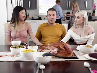 ”MyFamilyPies: Stepbrother Is Thankful For His Penis - S22:E3”