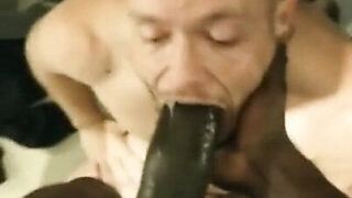 Interracial pipe, couple, noir, bareback, grosse bite noire, muscle – Ashley Ryder avec de grosses bites baise analement