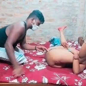 Indian Hot Bhabhi and Young Dever Fucking Fully Shaving Pussy - Couple Sex