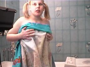 Nordic amateur shower cam - Scandiporn