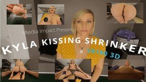 Kyla Kissing Shrink