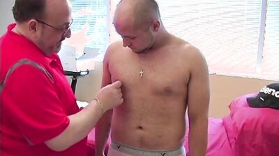 Watch this straight dude pleasure himself with toys while pleasing his man