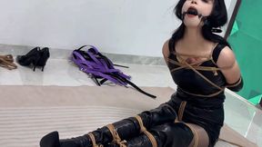 Chinese girls wearing queen costumes play with handcuffs, shackles and full body ties plus Japanese-style strands with oversized mouth balls