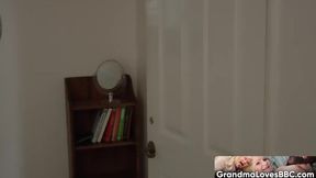 Black personal trainer pounds grandma Lacey Starrs tasty pussy