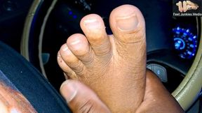 Night Time Car Session With BBW Sylvia NATURAL Feet Nude Toes Pampering