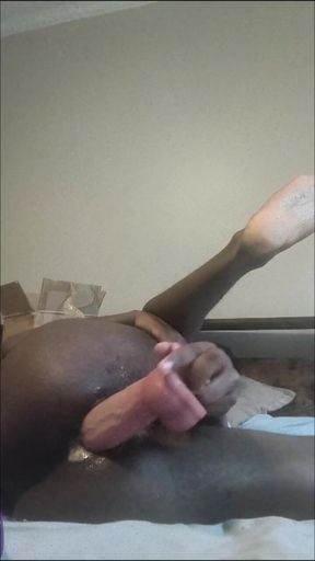 Gaping Bussy Creaming and Farting