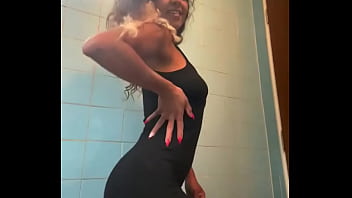 Sem calcinha , s&oacute_ botar ... tu vem ?