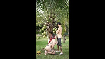 A small but delicious outdoor blowjob